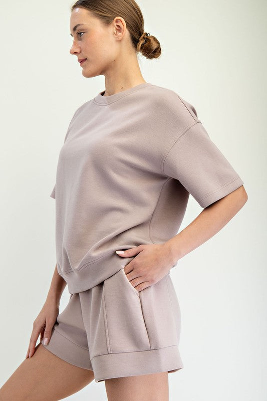 Modal Scuba Top, loose-fitting and taupe, available in sizes XS-XL.