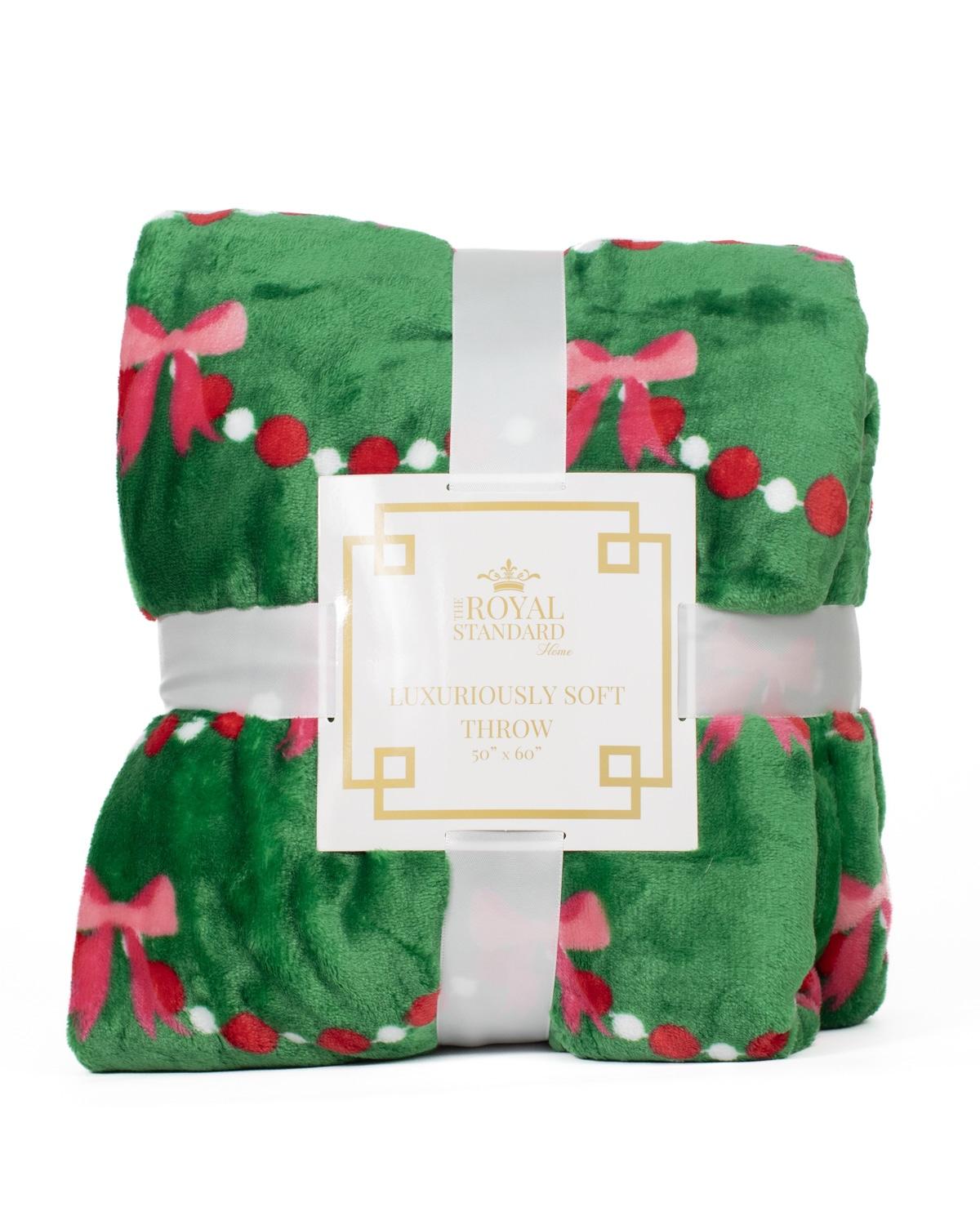 Bow Garland Throw