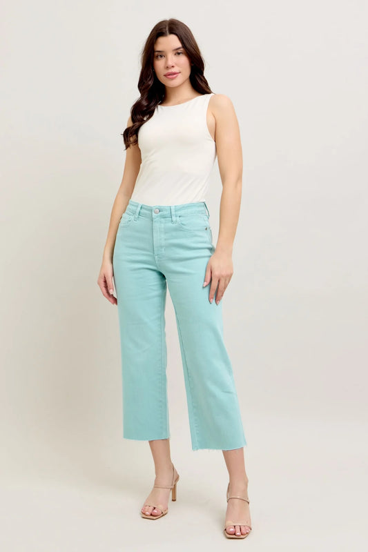 Judy Blue HW Garment Dyed Light Sky Blue Crop Wide Jeans are stylish, featuring a high waist and wide leg. Available in sizes 24-32 (US 0-14).
