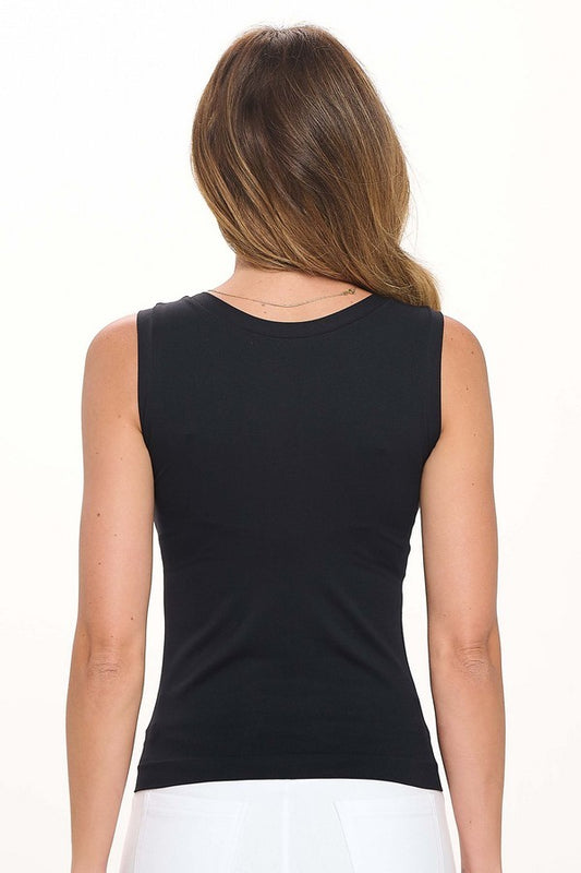 Reversible High-Low Neckline Seamless Tank in a fitted, minimalist design. Available in sizes XS-XL.