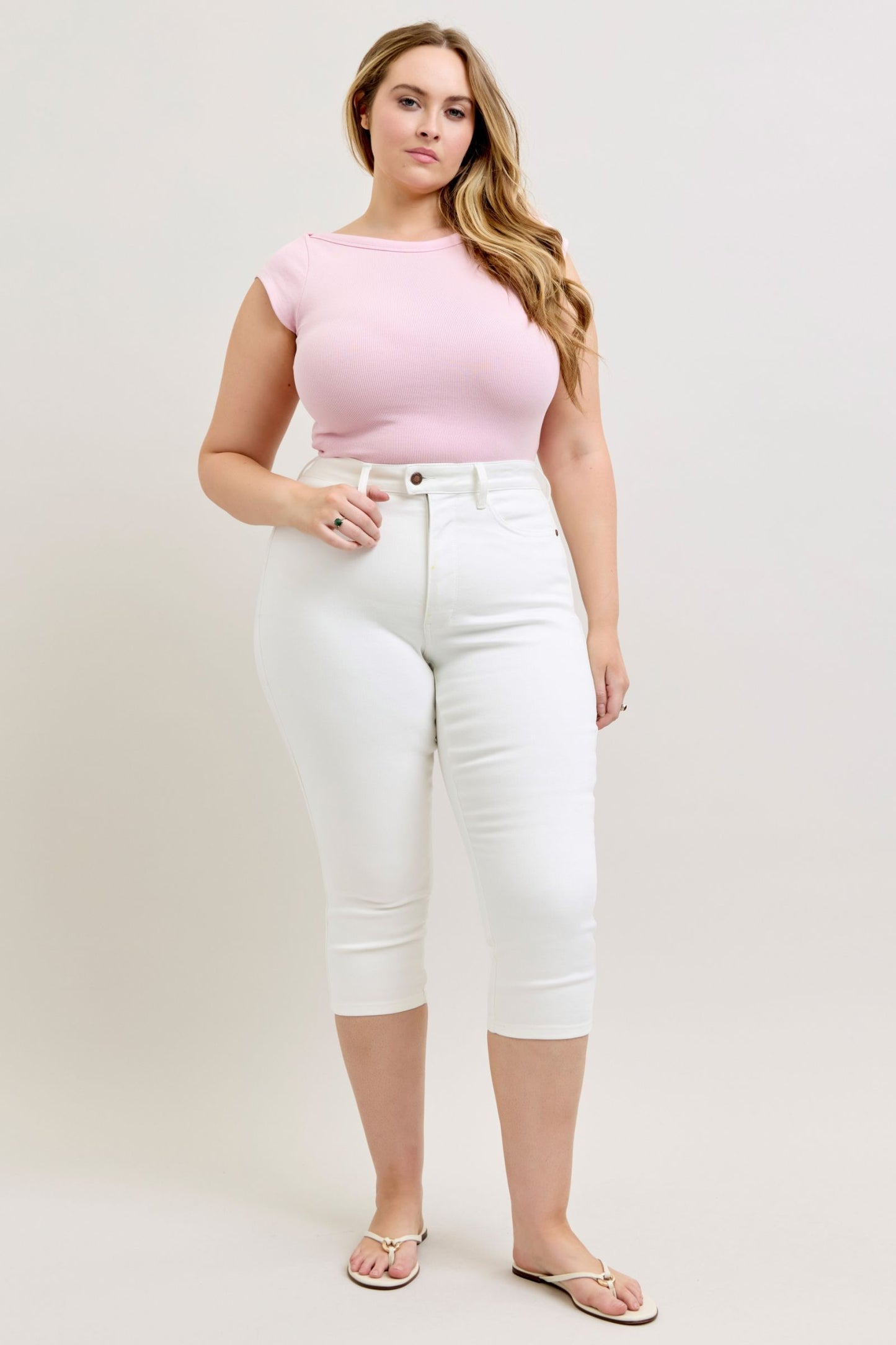 Judy Blue White Capri Jeans, available in sizes 0-20W, with cropped fit and classic five-pocket styling.