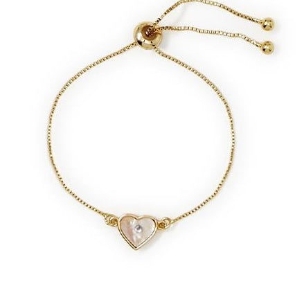 Gold-finish adjustable bracelet with sliding clasp, heart charm, central pearl. Available sizes: S, M, L.