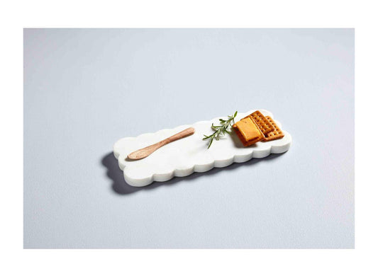 Scalloped marble board set with mango wood spreader. Available in small (8"x10") and large (12"x16").