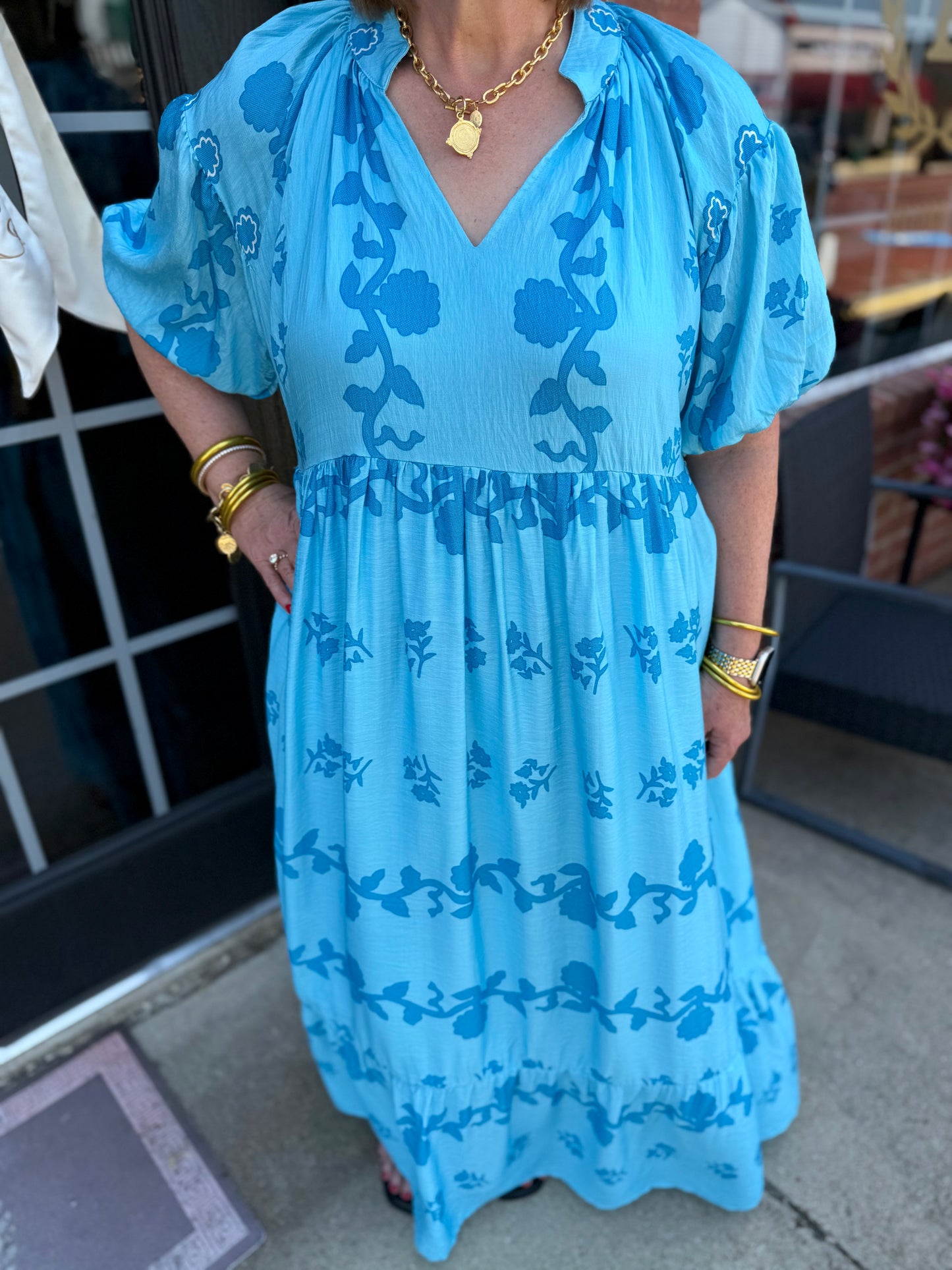 Chambray Vine Stippling Print Maxi Dress in light blue, available in sizes XS to XL.