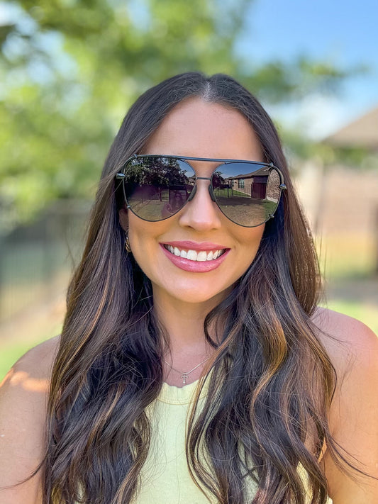 Dax Shay Sunglasses, available in sizes S, M, and L.