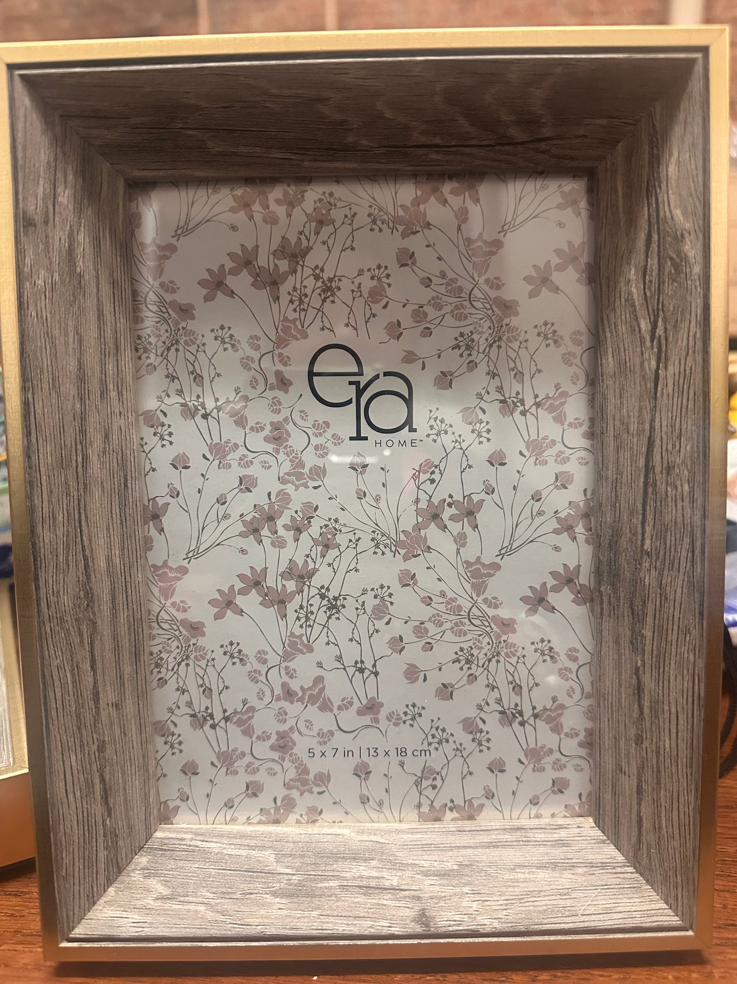 Rustic wooden picture frame, floral-patterned insert with "era HOME" logo, size 5 x 7 in (13 x 18 cm).