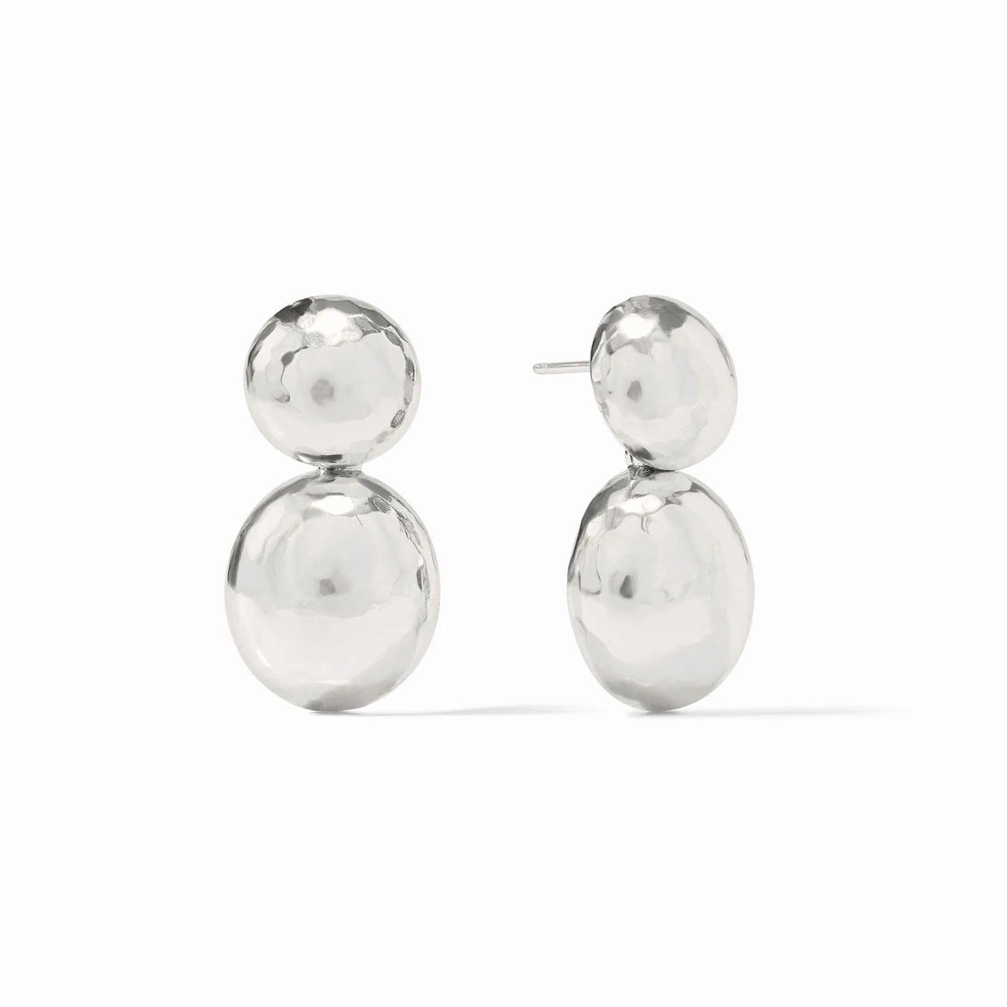 The Solara Earring - Silver by Julie Vos features two connected hammered silver discs, available in small and medium sizes.