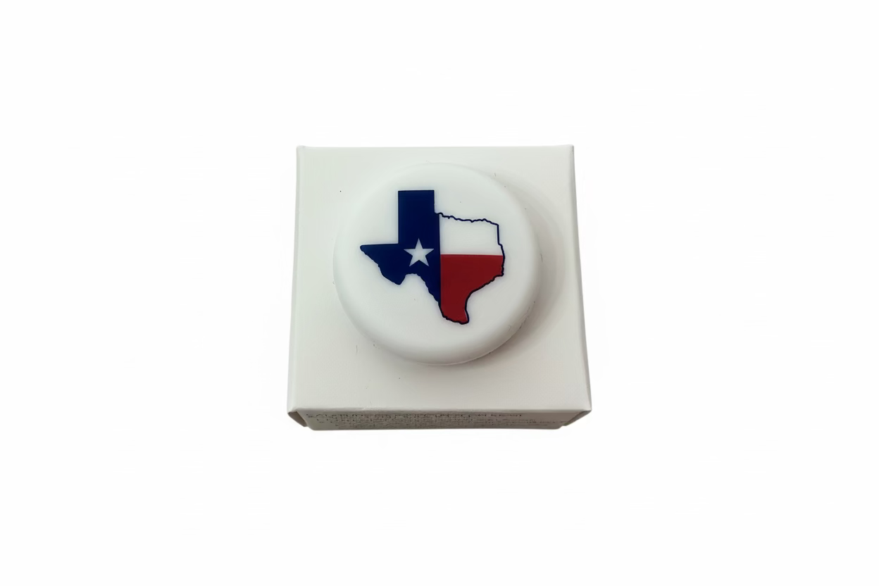 Round white wine stoppers with Texas state and flag design on top. Available sizes: standard and large.