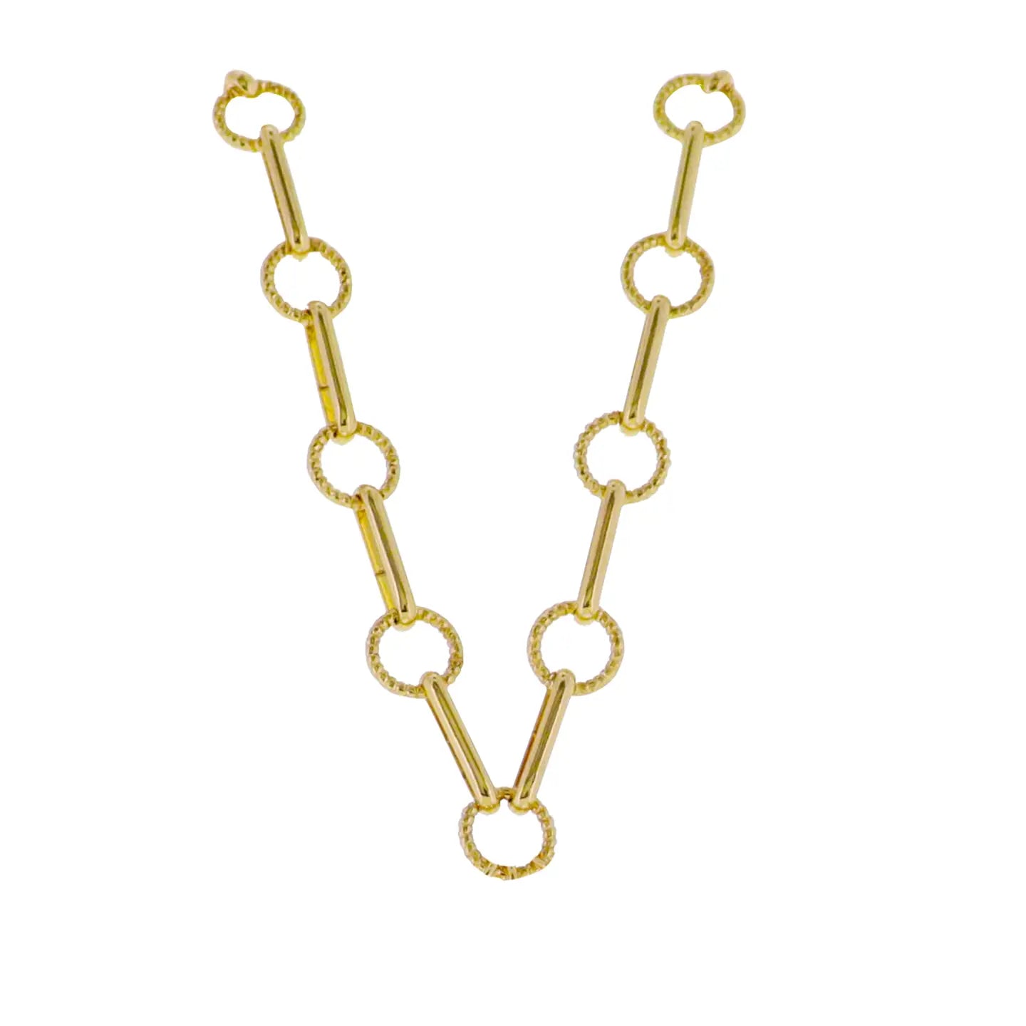 18k Gold Plated Oval Link Chain Necklace with alternating smooth and textured links in V shape. Available in multiple sizes.