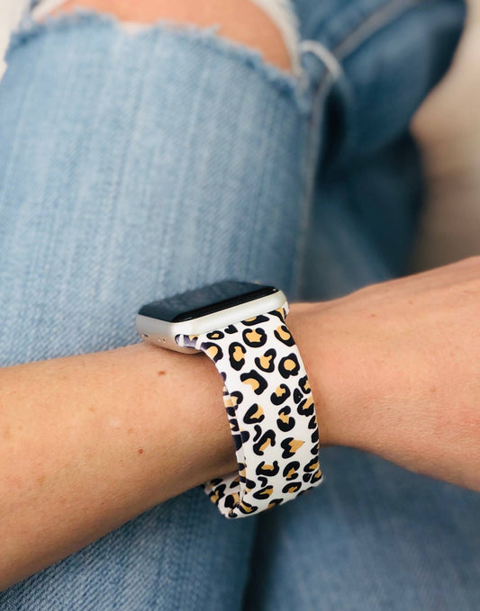 Cheetah Apple Watch Band in Black and Tan Cheetah, bold animal print, available in 42/44mm size.