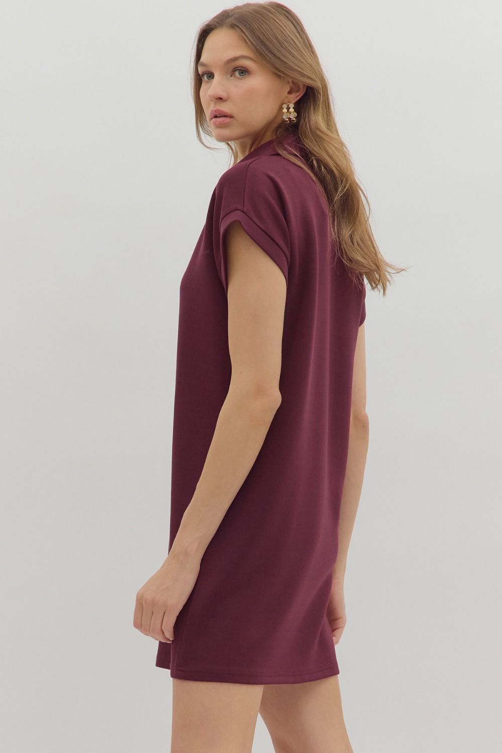 Collared Solid V-Neck Pullover Dress with simple everyday style. Available in sizes XS–XL.