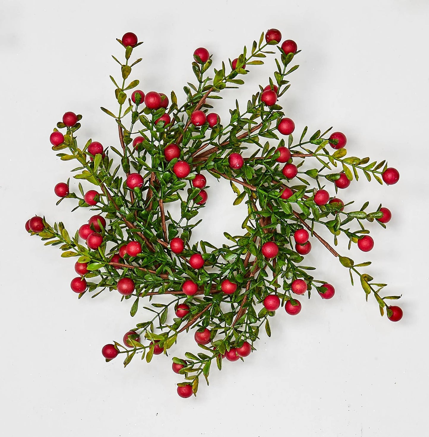3.25"  Boxwood And Berry Candle Ring