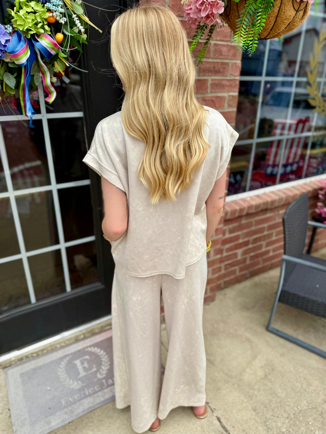 Mineral Wash Bone Scuba Lounge Set shown; available in sizes XS-XL. Set features a relaxed fit and soft mineral wash fabric.