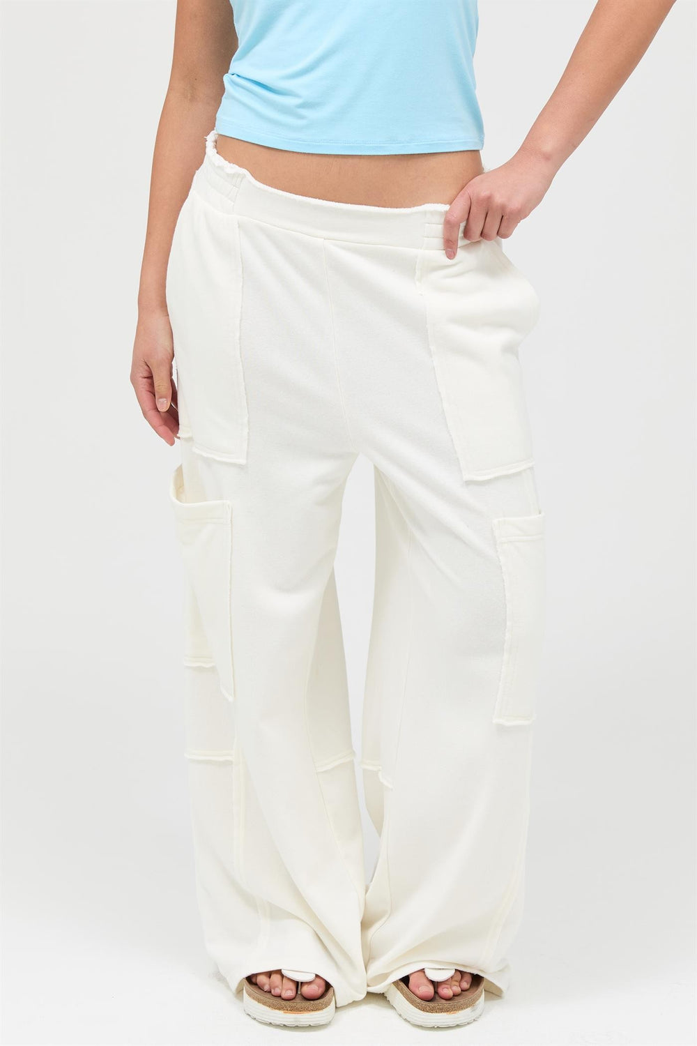 Mineral Wash Wide Leg Cargo Pants in loose, high-rise fit. Available in sizes XS-XL.