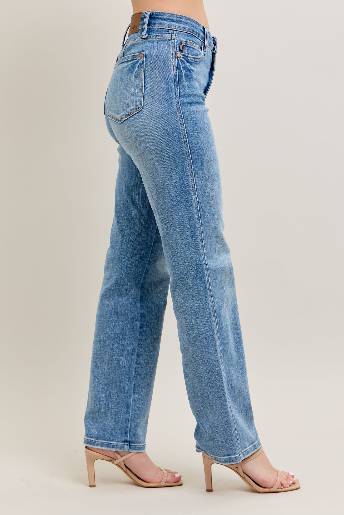 MR Petite Tummy Control Vintage Wash Straight jeans in light blue wash, available in sizes 2-18P.