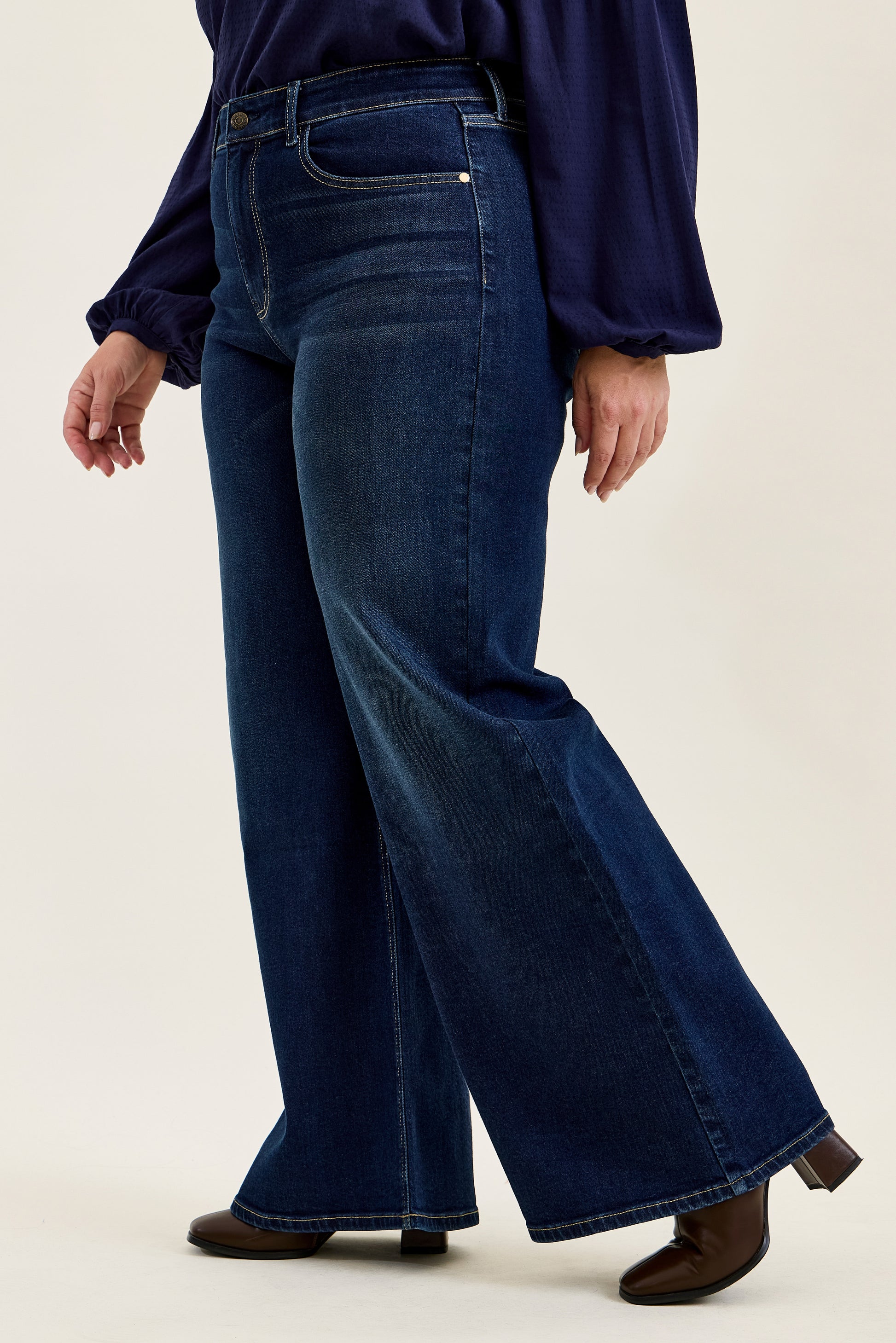 Judy Blue LUX Retro Wide Leg Dark Twilight Blue Jeans, available in sizes 0-24.
