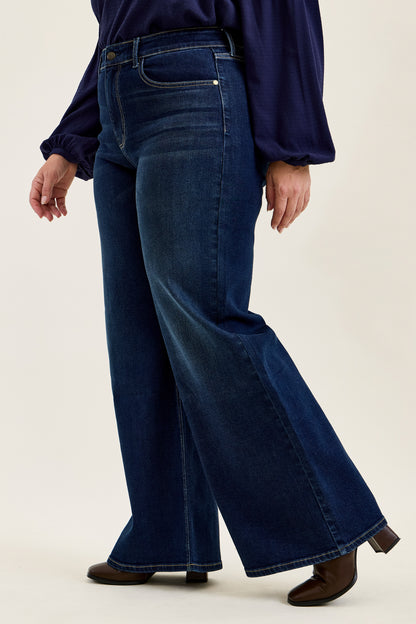 Judy Blue LUX Retro Wide Leg Dark Twilight Blue Jeans, available in sizes 0-24.