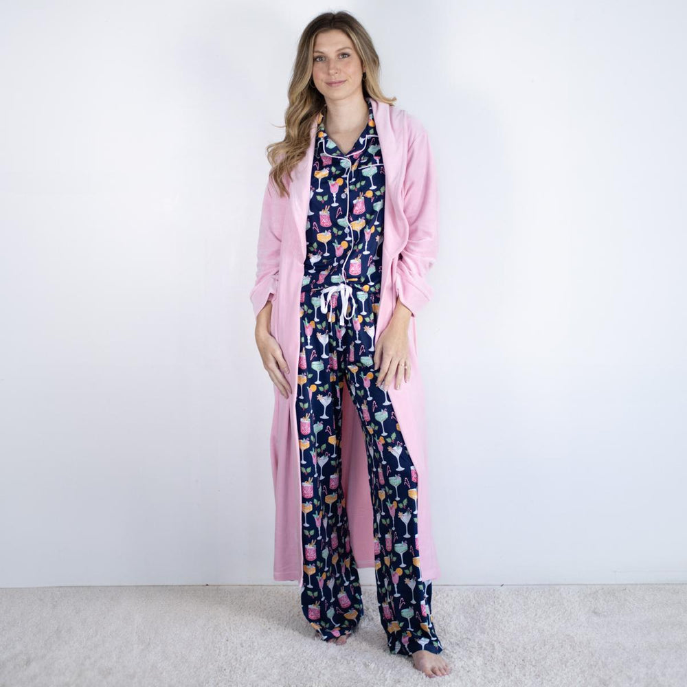 Classic Harbin Robe in pink, available in sizes XS-XL.
