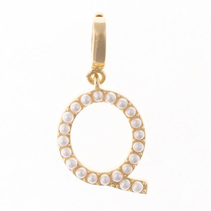 Gold-plated "Q" pendant with white pearl outline; clip-on charm design for easy switching. Available in multiple sizes.