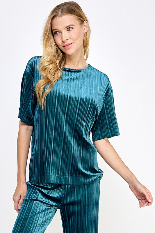 Teal Pleated Velvet Set: loose fit, short sleeves, matching pants. Available in sizes XS–XL.