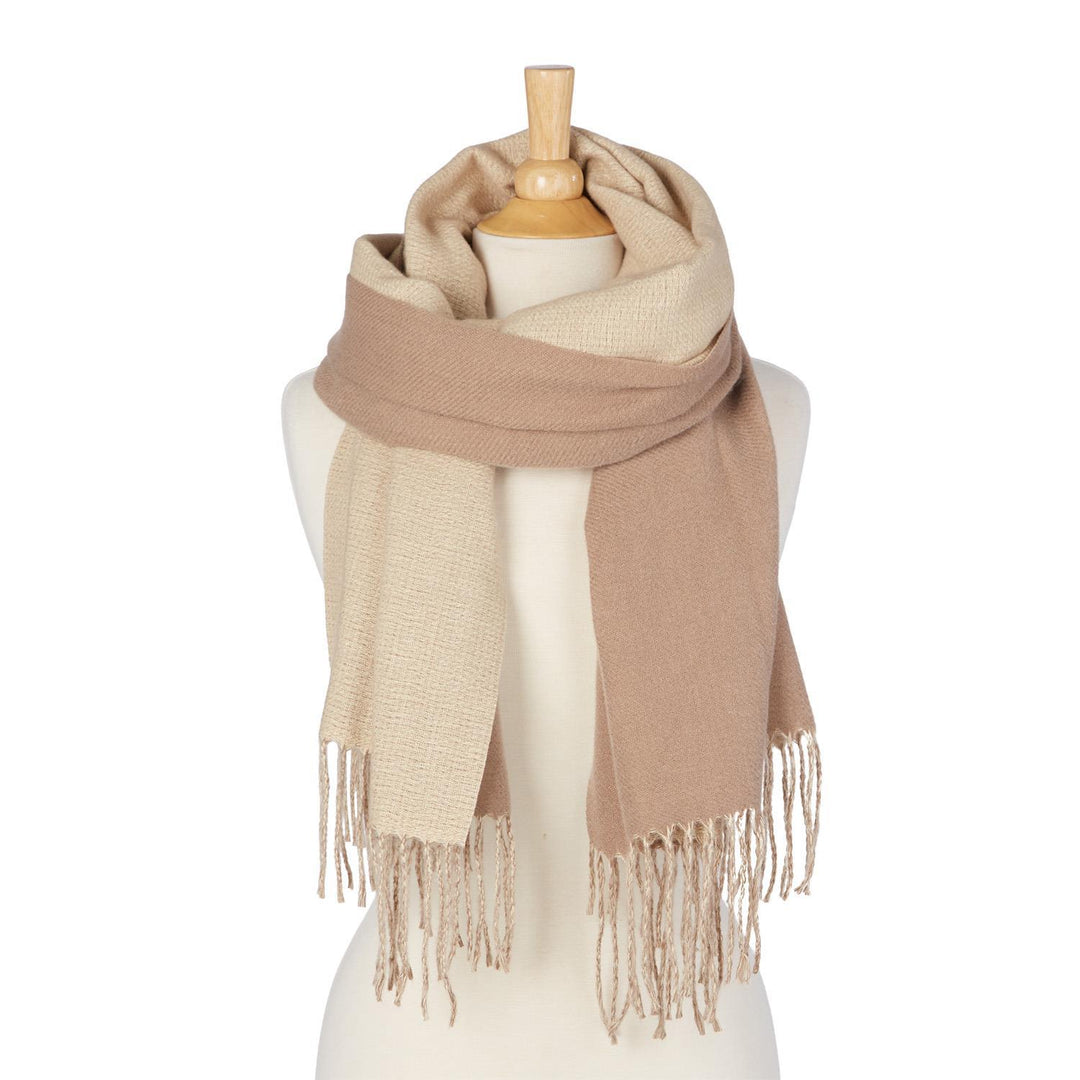 Reversible Scarf in two-tone beige with fringed ends. Available sizes: S, M, L.
