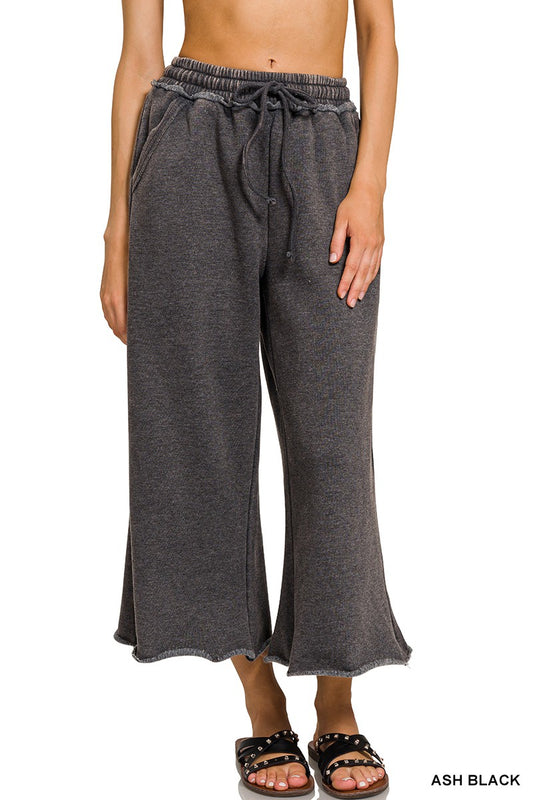 Ash Black Fleece Palazzo Sweatpants with pockets, come in sizes small to X-Large.