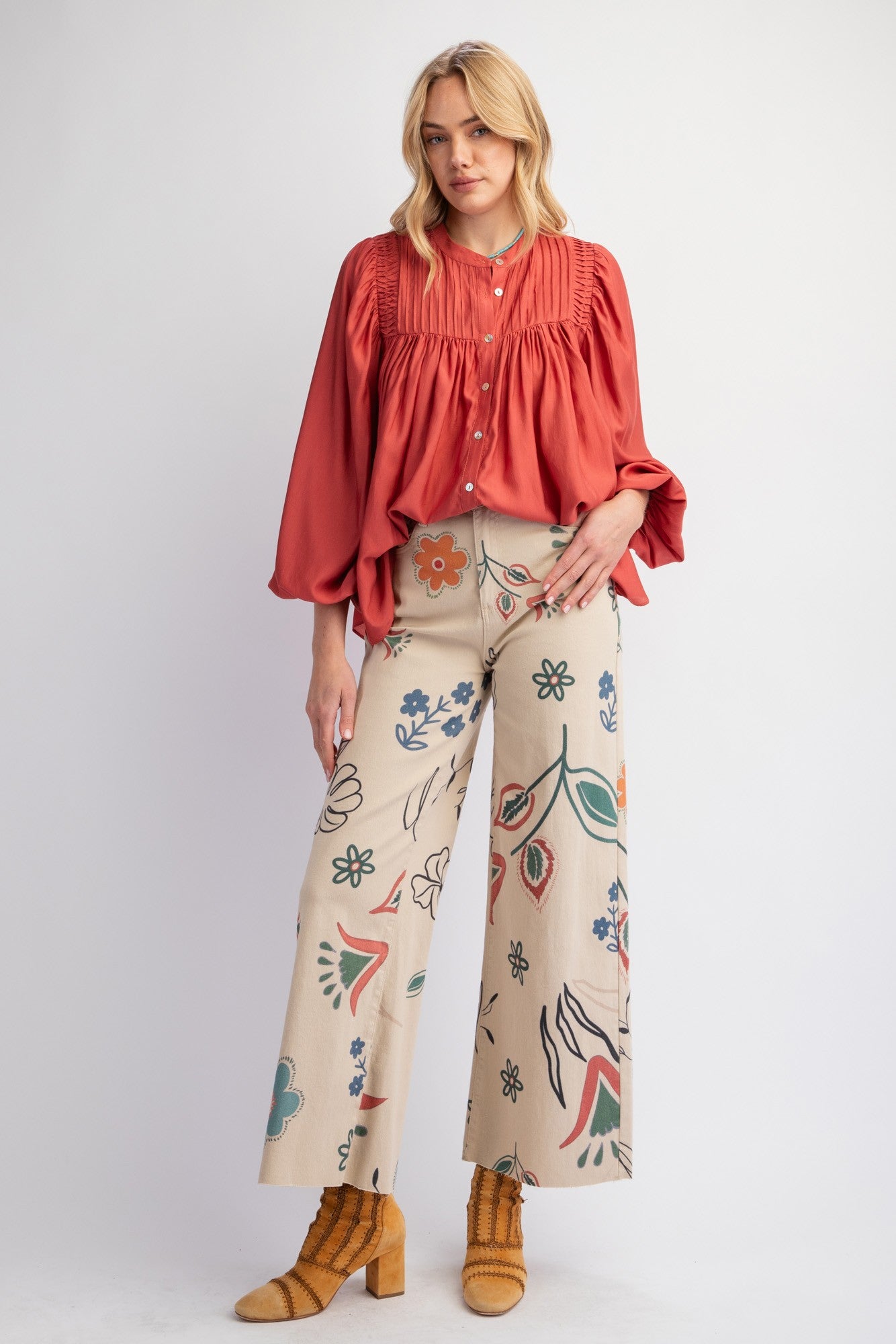 Printed Washed Twill Wide Pants, featuring a colorful floral print. Available sizes: XS, S, M, L, XL.