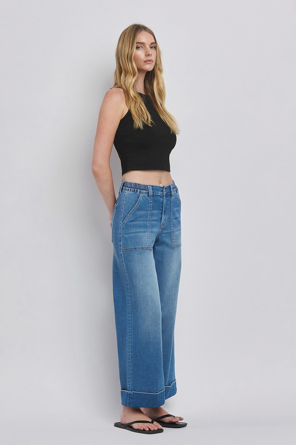 Kris High Rise Super Soft Baggy Wide Jeans are made of comfort stretch denim. Available sizes: 24-32.