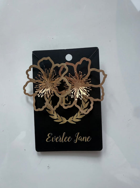 Charlotte Gold Flower Earrings with petal and stamen details. Available in S, M, L.