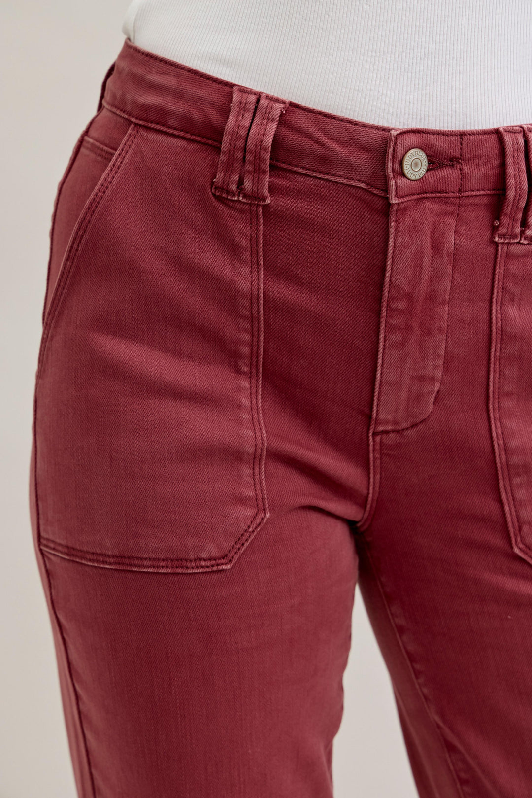 Judy Blue HW Aurora Weekender Jeans in brick red with patch pockets, belt loops, silver button. Available in sizes 0-24.
