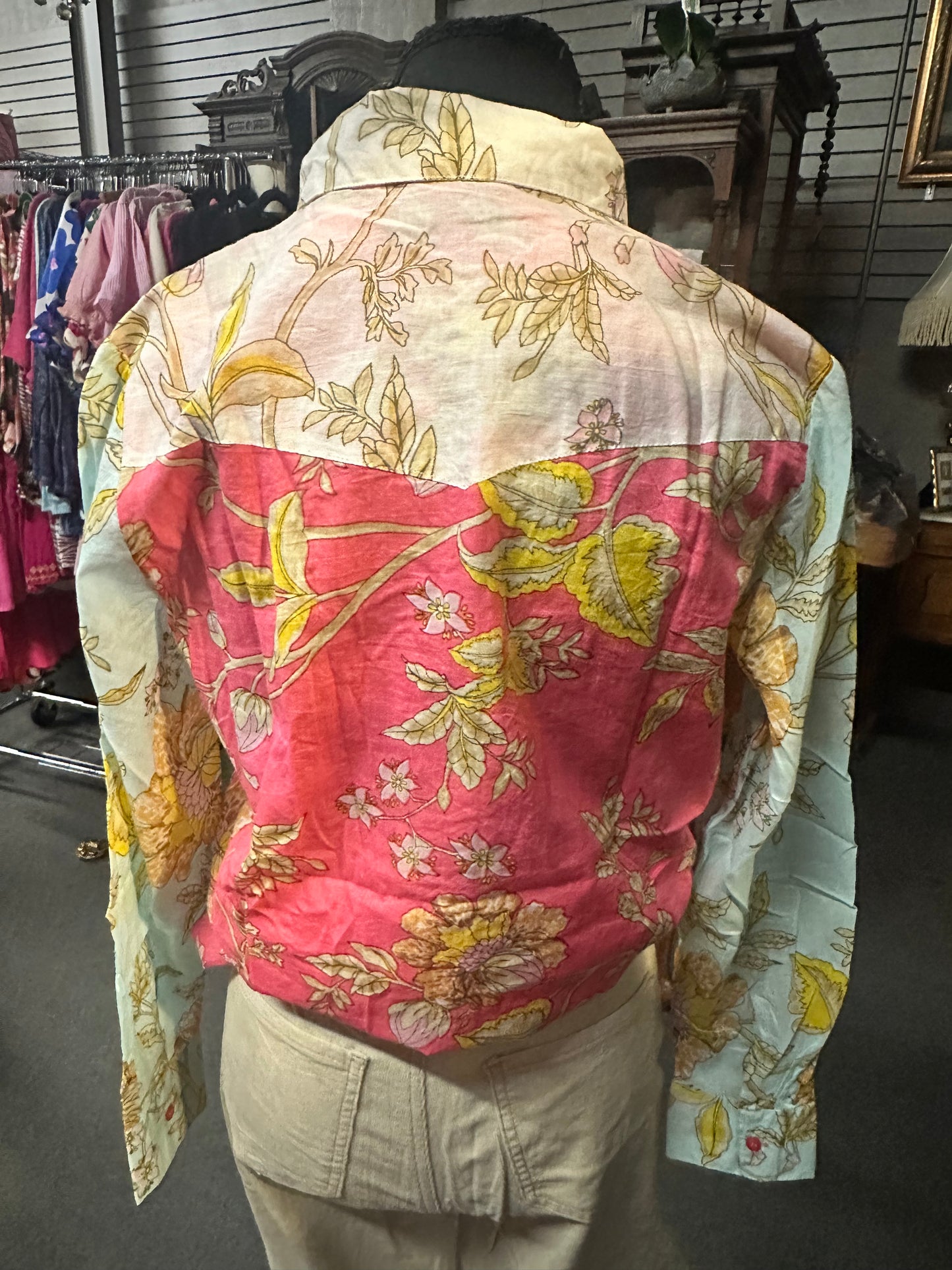 Vintage Floral  Button-Down Top