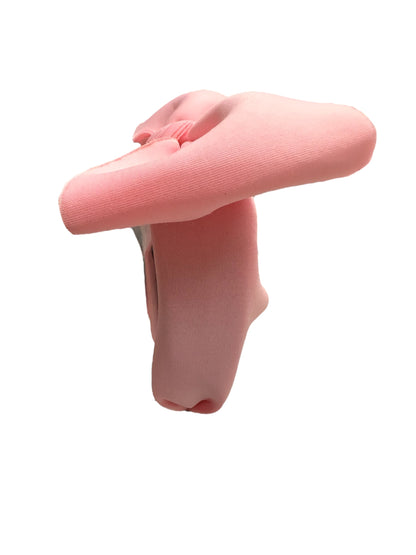 Pink bow headband available in S, M, L; chic design; simple and stylish accessory.