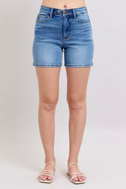 Judy Blue Mid Length Dad Shorts, relaxed fit, high waist, light blue wash. Sizes: S-XL.