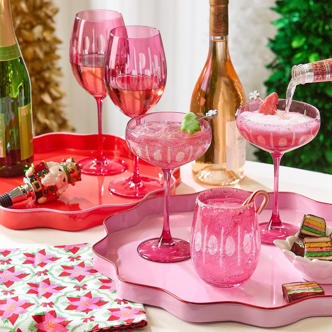 Light pink scalloped-edge tray.
