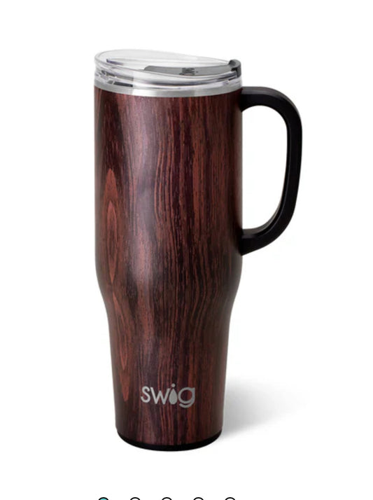 Tall insulated Bourbon Barrel Swig with woodgrain finish and black handle. Clear plastic EZ Slider Lid closure. "Swig" printed near the base in white. Available sizes: 22 oz, 32 oz.