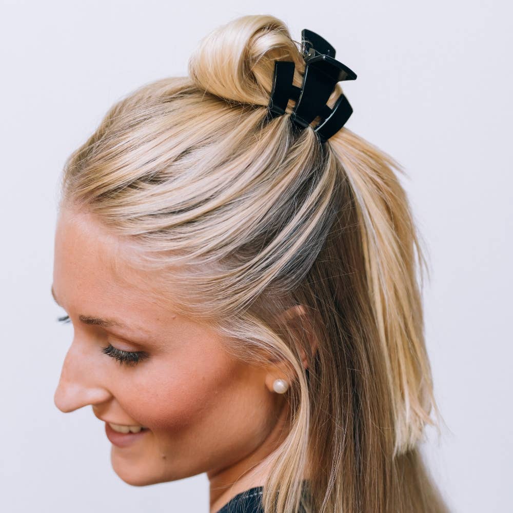 Classic Claw Clip in Jet Black (Petite), available in Petite, Medium, and Large.