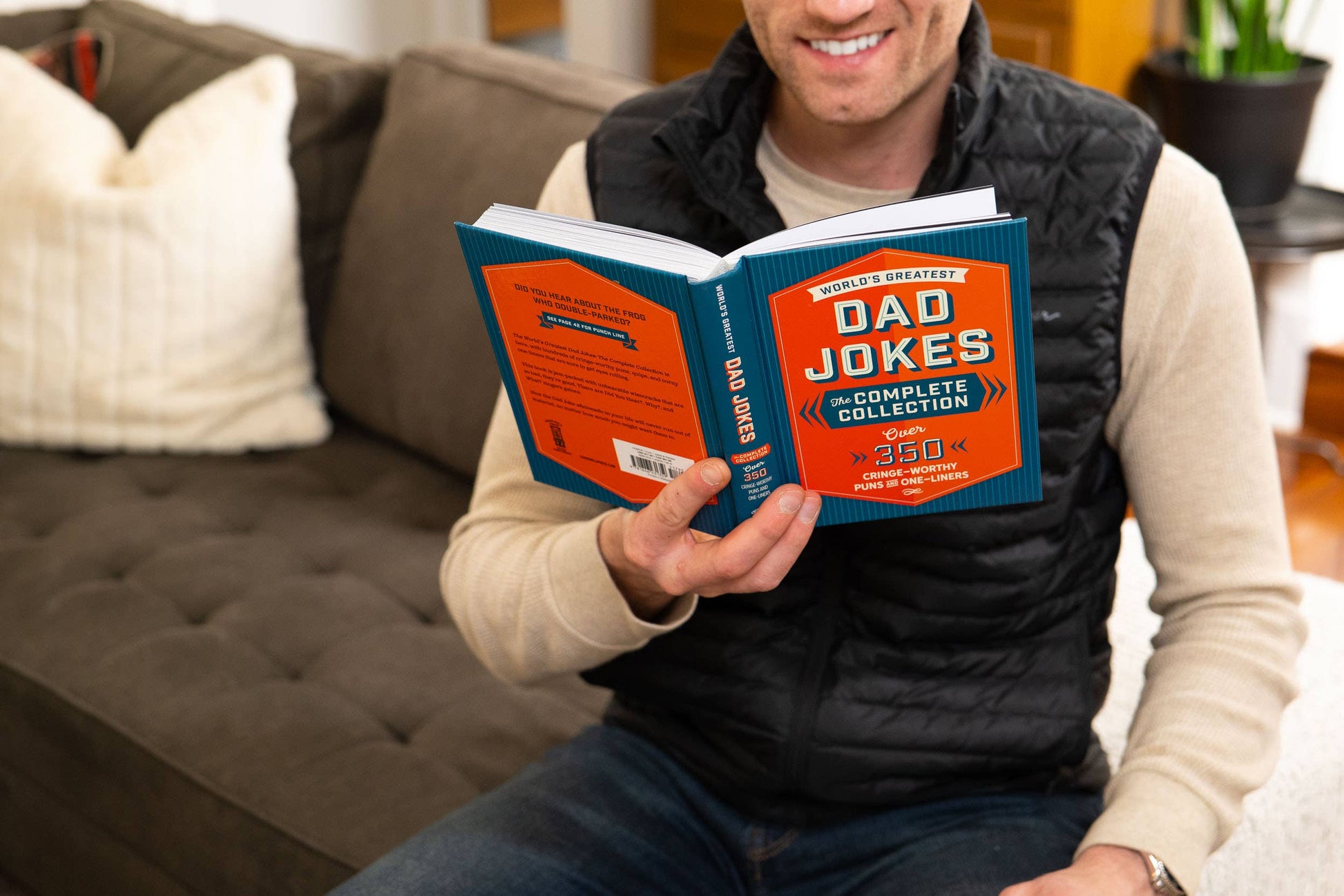 Hardcover “World’s Greatest Dad Jokes: The Complete Collection,” family-friendly. Available in standard size.