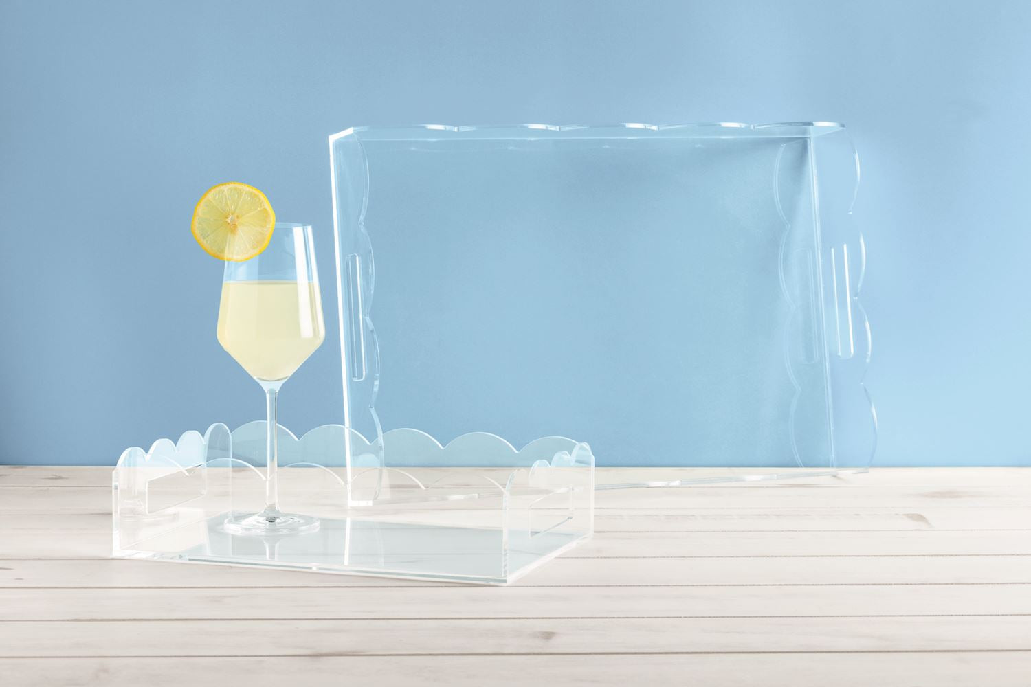 Everlee Jane Lucite Scalloped Tray - Thumbnail 2