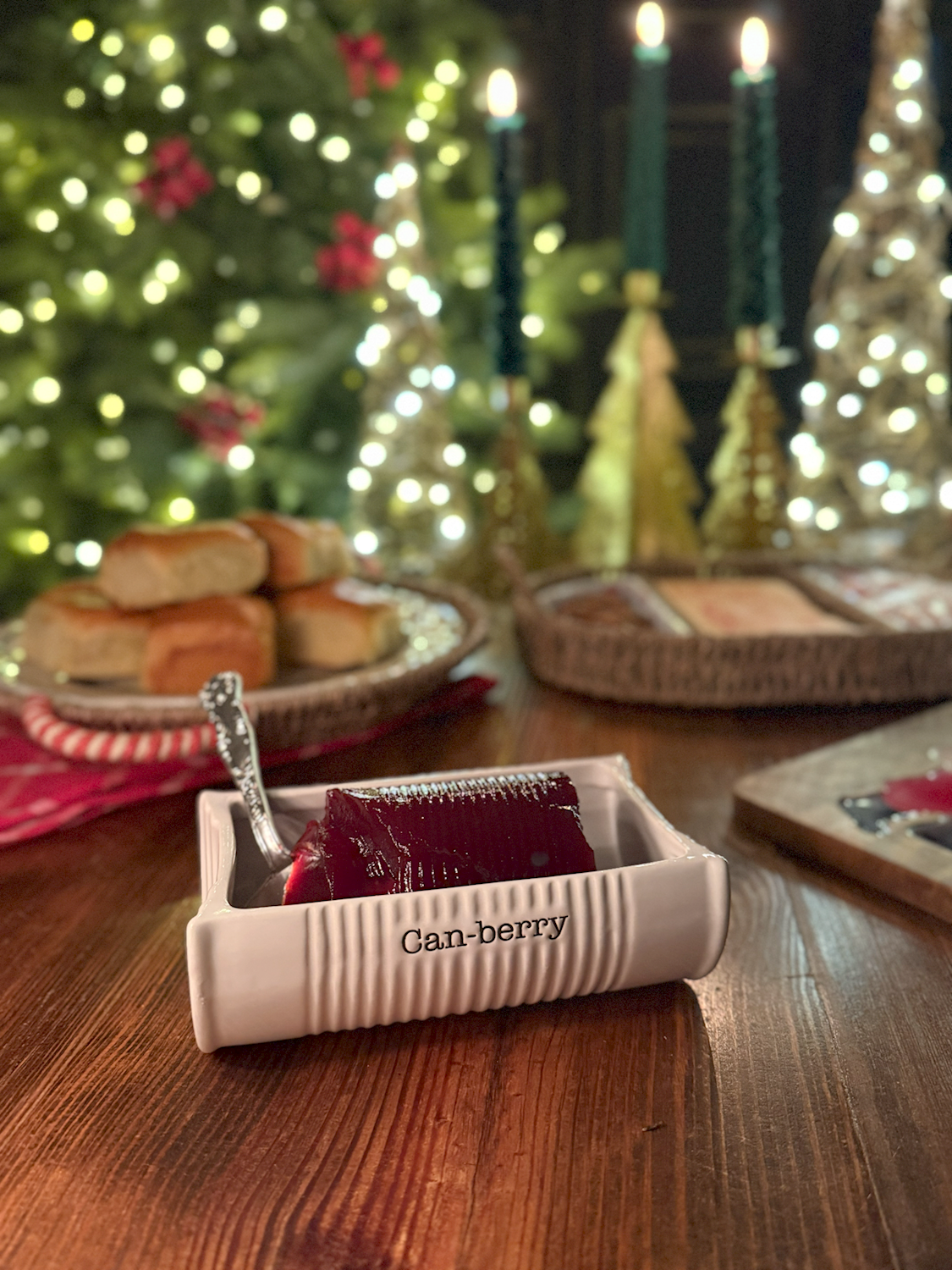 Can-Berry Dish Set