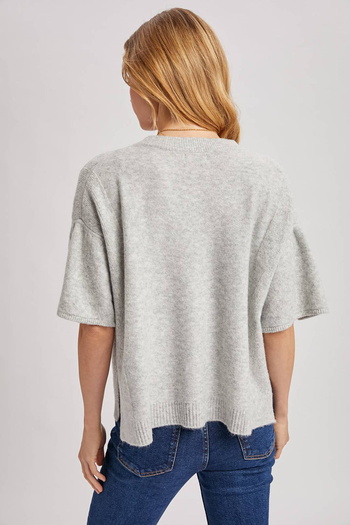 GATHERED SHORT SLEEVE BOXY KNIT SWEATER TOP: LATTE / S/M, a heathered crewneck sweater with a boxy fit, short sleeves, and ribbed trim.