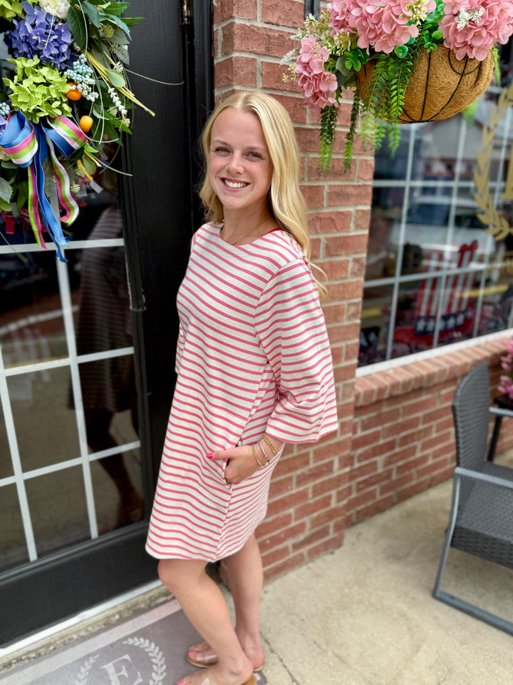 Striped Round Neck Half-Sleeve Dress, available in sizes S-XL. Simple, casual style with a relaxed fit and pocket detail.