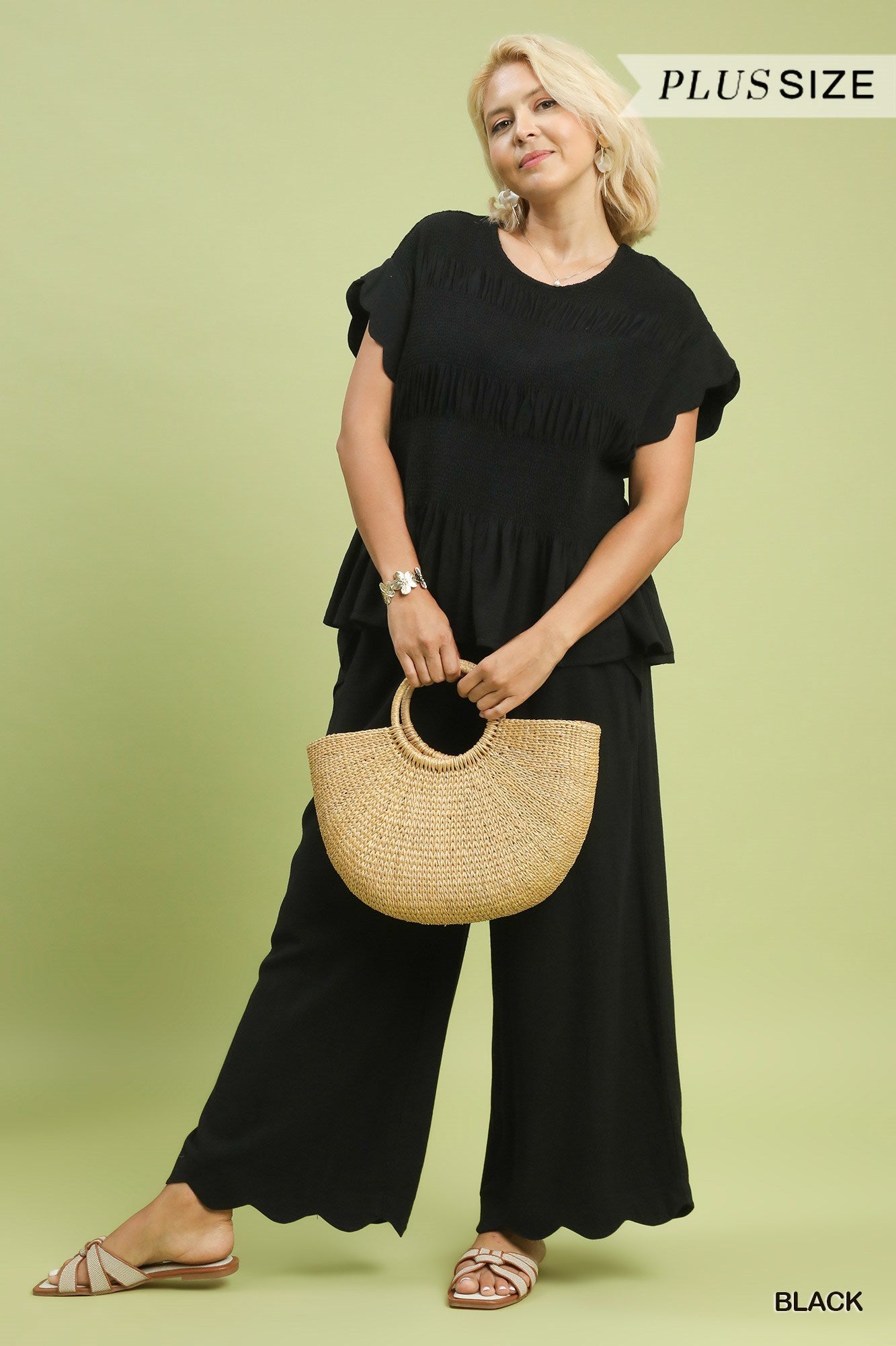 Amelia Scallop Wide Leg Pants in black, plus-size, available in sizes 1X–4X.