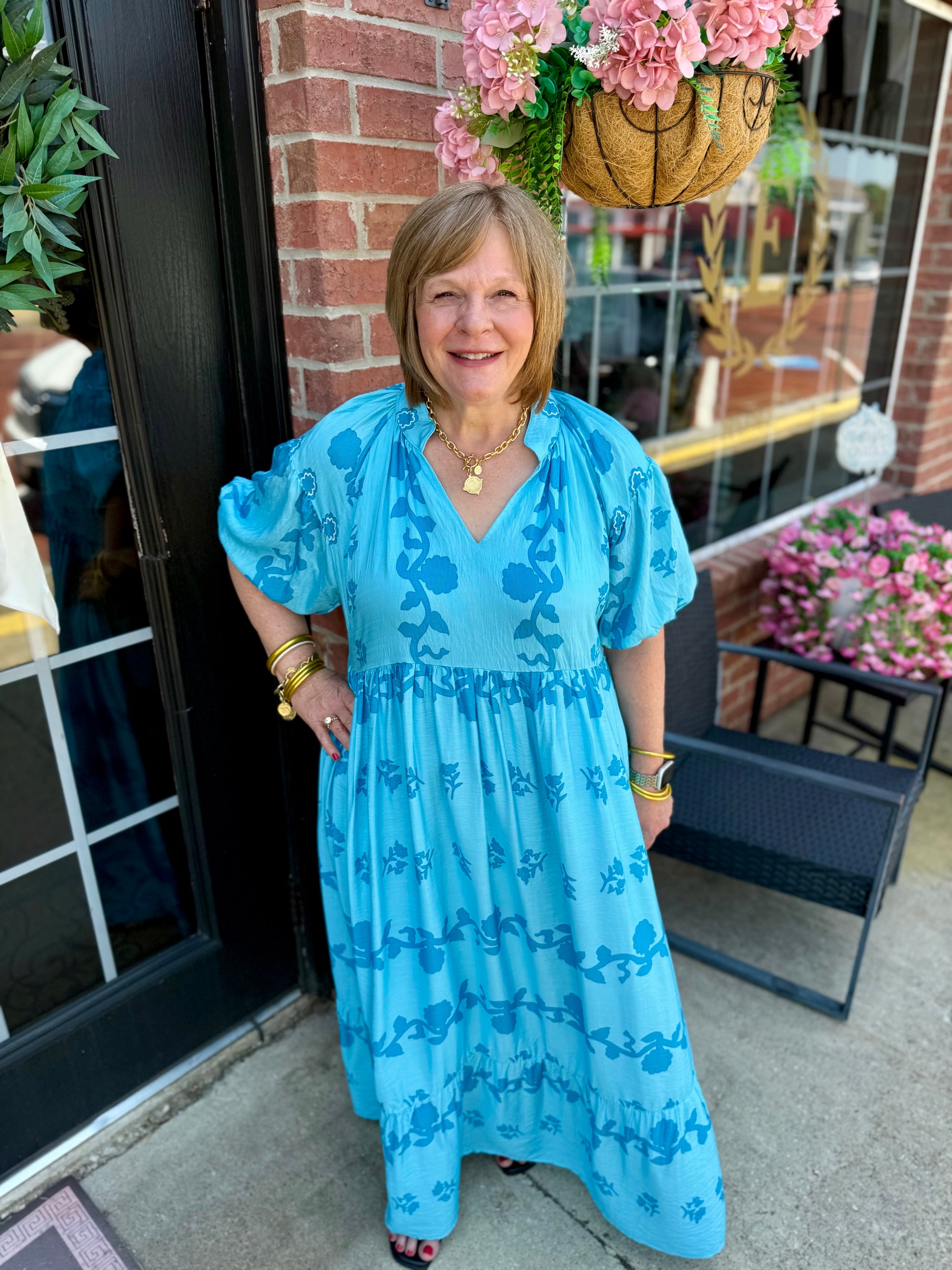 Chambray Vine Stippling Print Maxi Dress, available in sizes XS–XL.