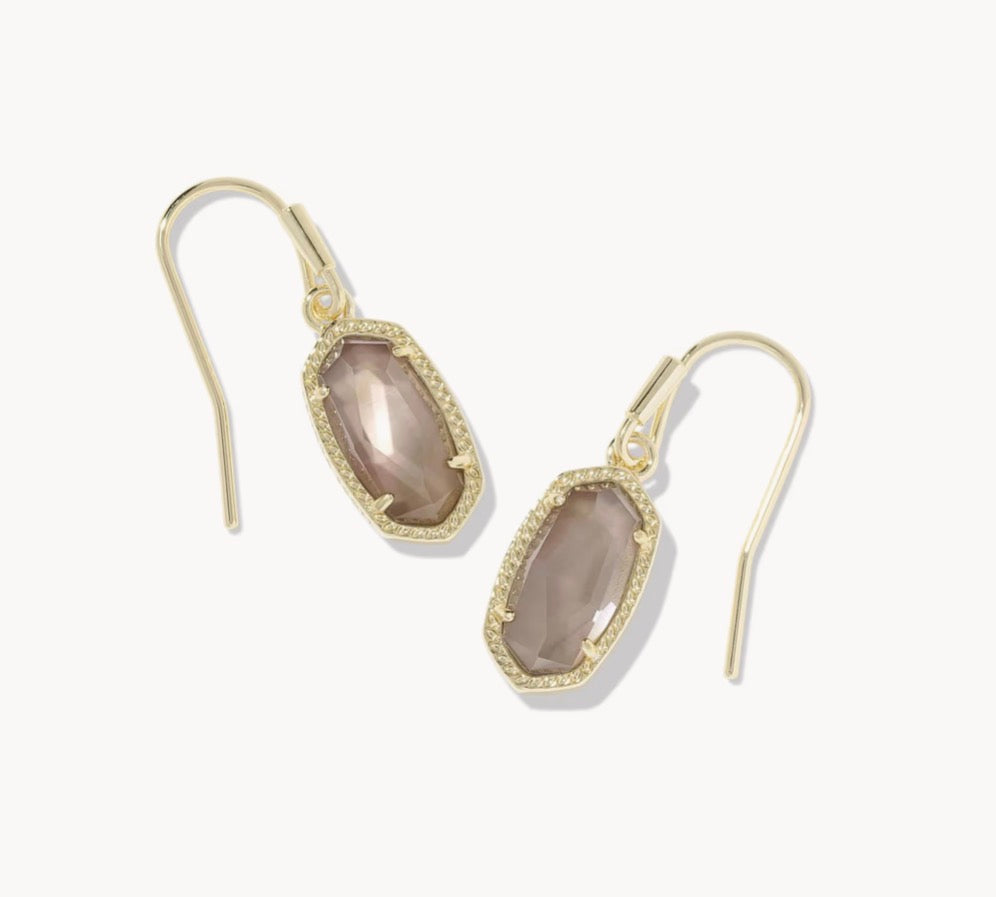 The Lee Earring Gold Taupe by Kendra Scott features faceted, oval taupe stones in gold frames with simple gold hooks for pierced ears. Available in one size.