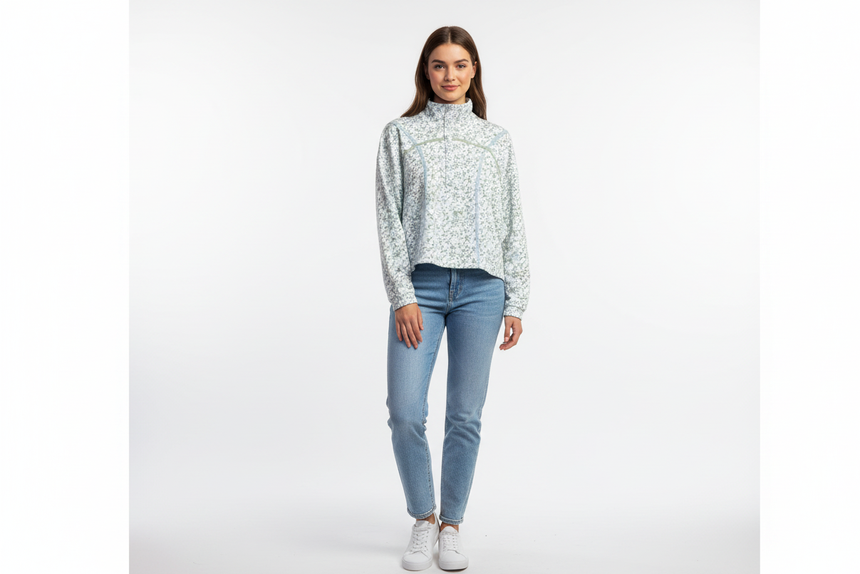 Robin Blue Pullover in soft knit; available in sizes XS–XL. Casual, relaxed fit with long sleeves and crew neckline.