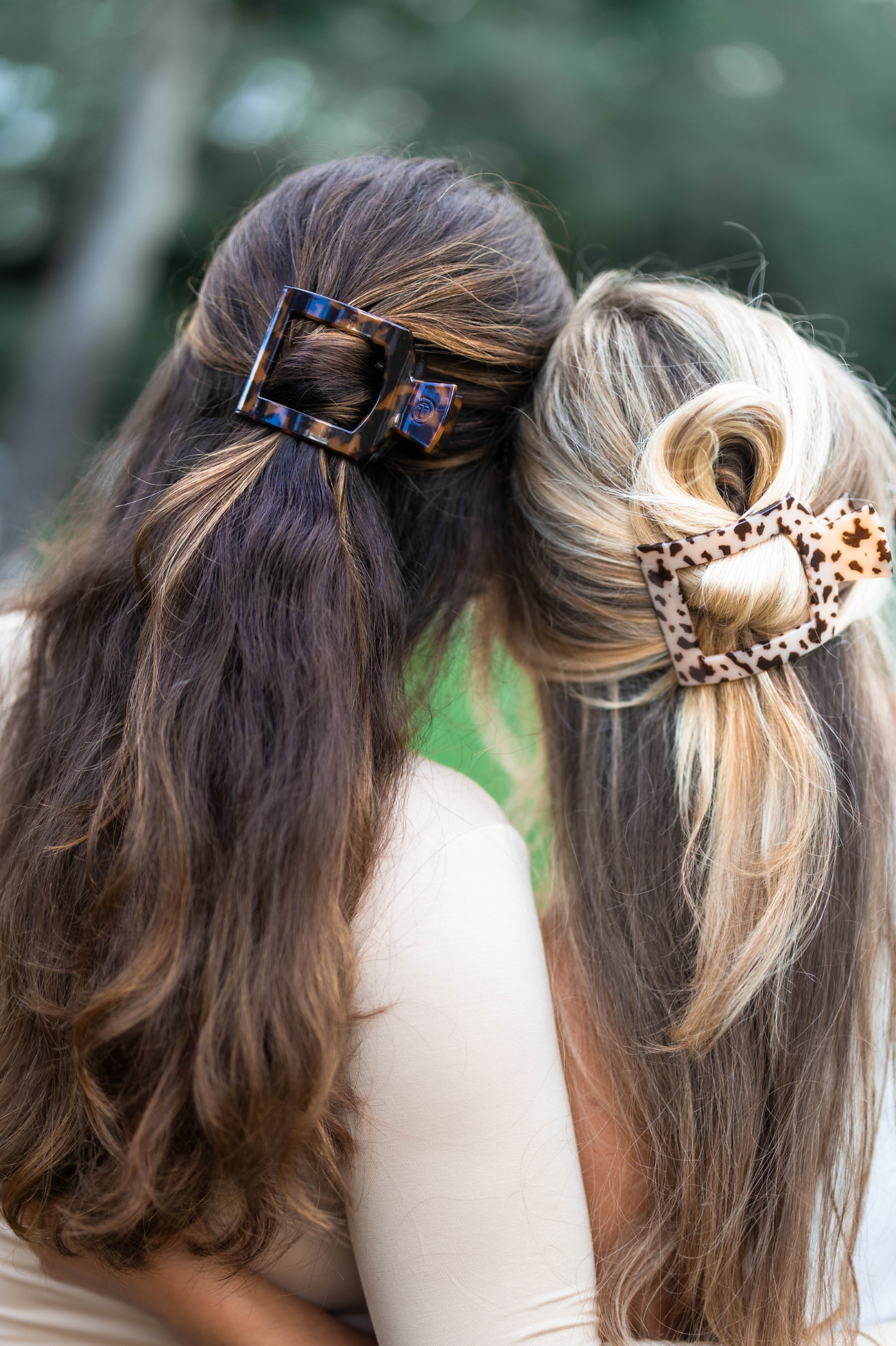 TELETIES Square Flat Hair Clips in tortoiseshell and tan with dark spots; available in small, medium, and large sizes.