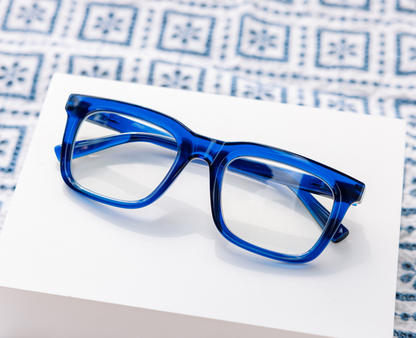 Rectangular blue light glasses with clear lenses. Available in multiple sizes.