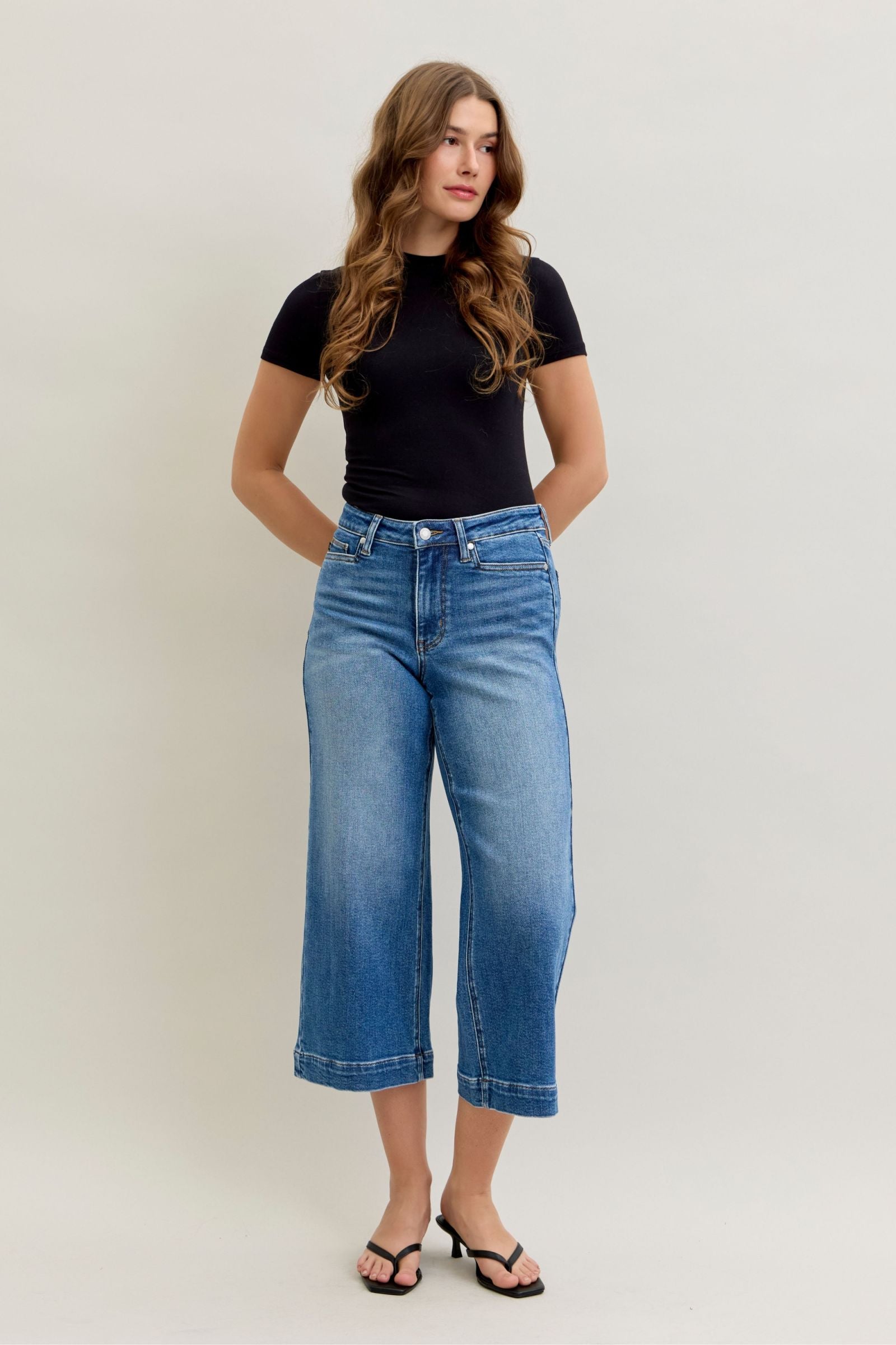 Judy Blue Capri Jeans, mid-rise, fitted through hip and thigh. Available in sizes 0-20.