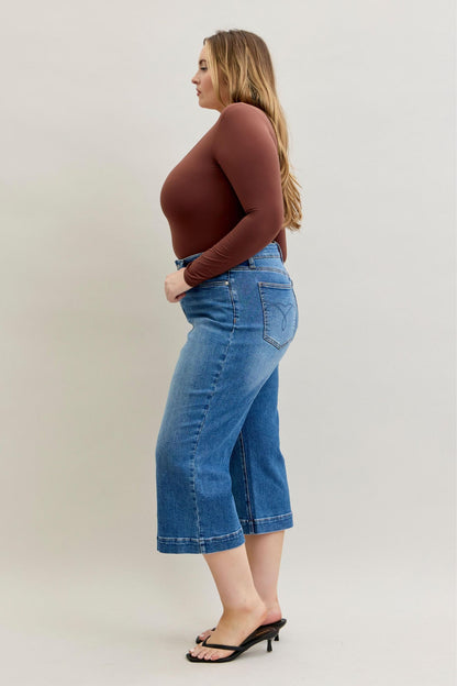 Judy Blue Capri Jeans, available in sizes 0-20.