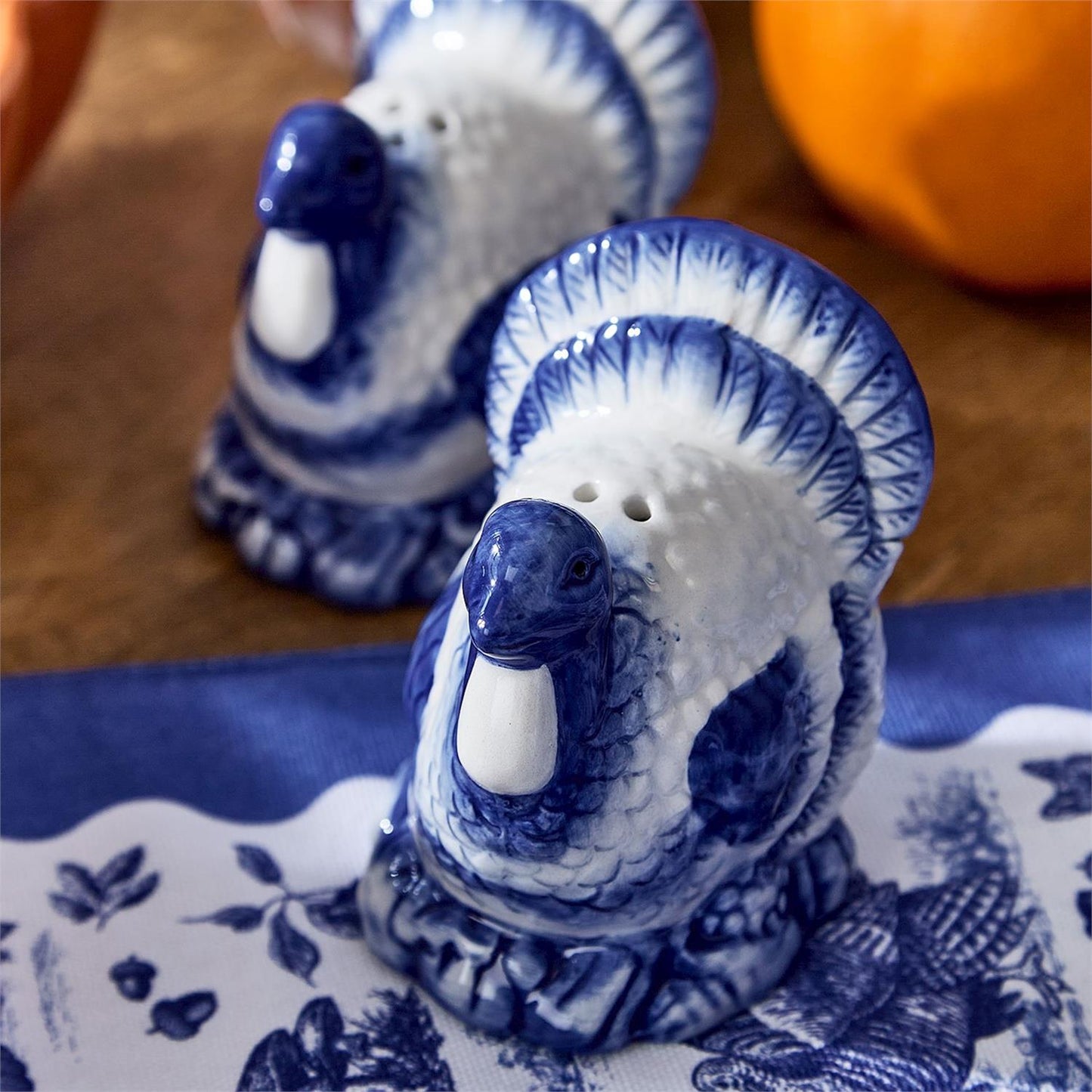 Blue and white handpainted turkey salt and pepper shakers. Sizes available: standard set.
